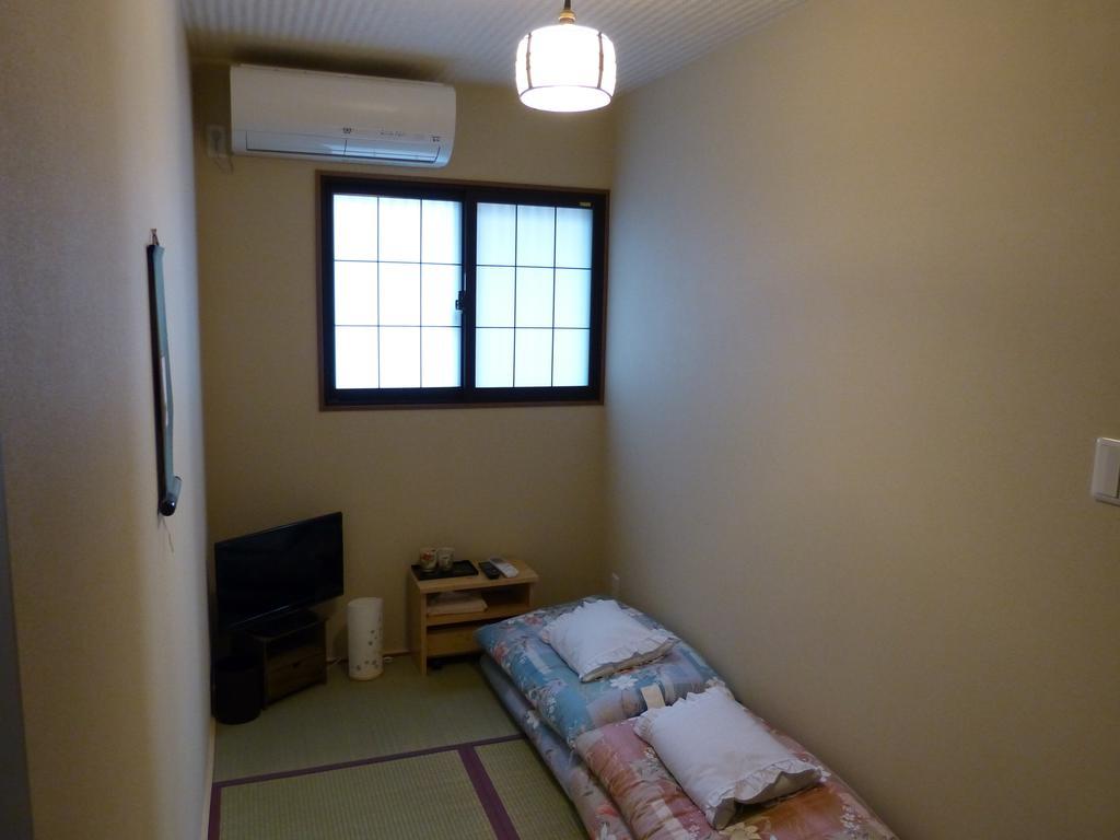Japanese-Style Economy Twin Room with Shared Bathroom,127930359:JPEG