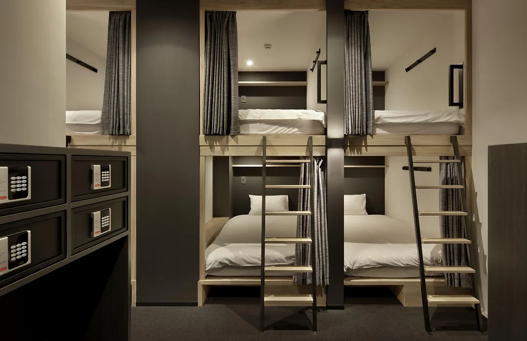 Piece Hostel Sanjo-1